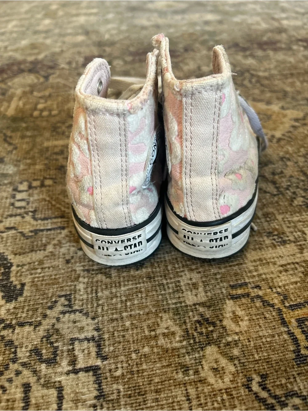 Converse cute high
